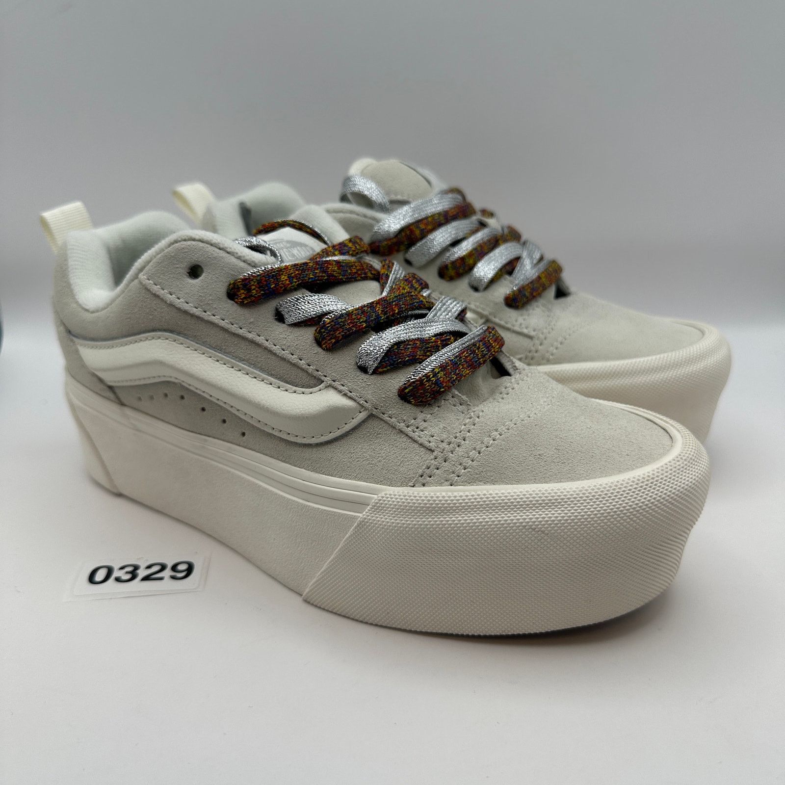 Vans Vans Women's 5 Platform Suede Leather Gray/White Size US 5 / IT 35 - 3 Thumbnail