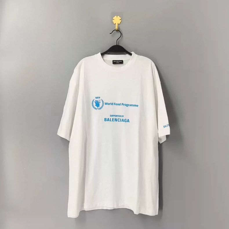 Balenciaga Balenciaga White WFP Co-branded Short Sleeves Size US S / EU 44-46 / 1 - 1 Thumbnail