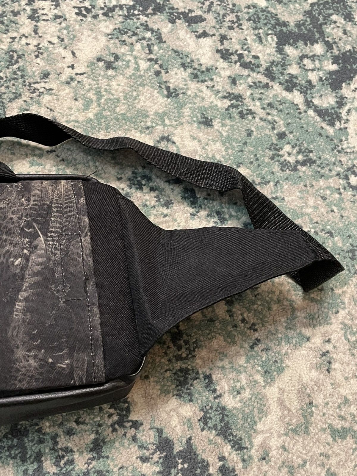 Mastermind Japan × Roen Roen By Hiromu Takahara “Love & Peace” Crossbody Bag Size ONE SIZE - 11 Thumbnail