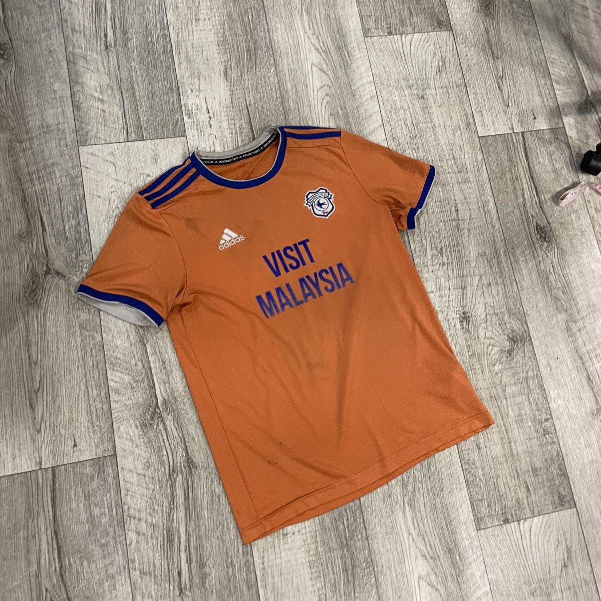 Adidas M⚽️ Match worn Cardiff City Jersey Visit Malaysia adidas tee Size US M / EU 48-50 / 2 - 1 Thumbnail