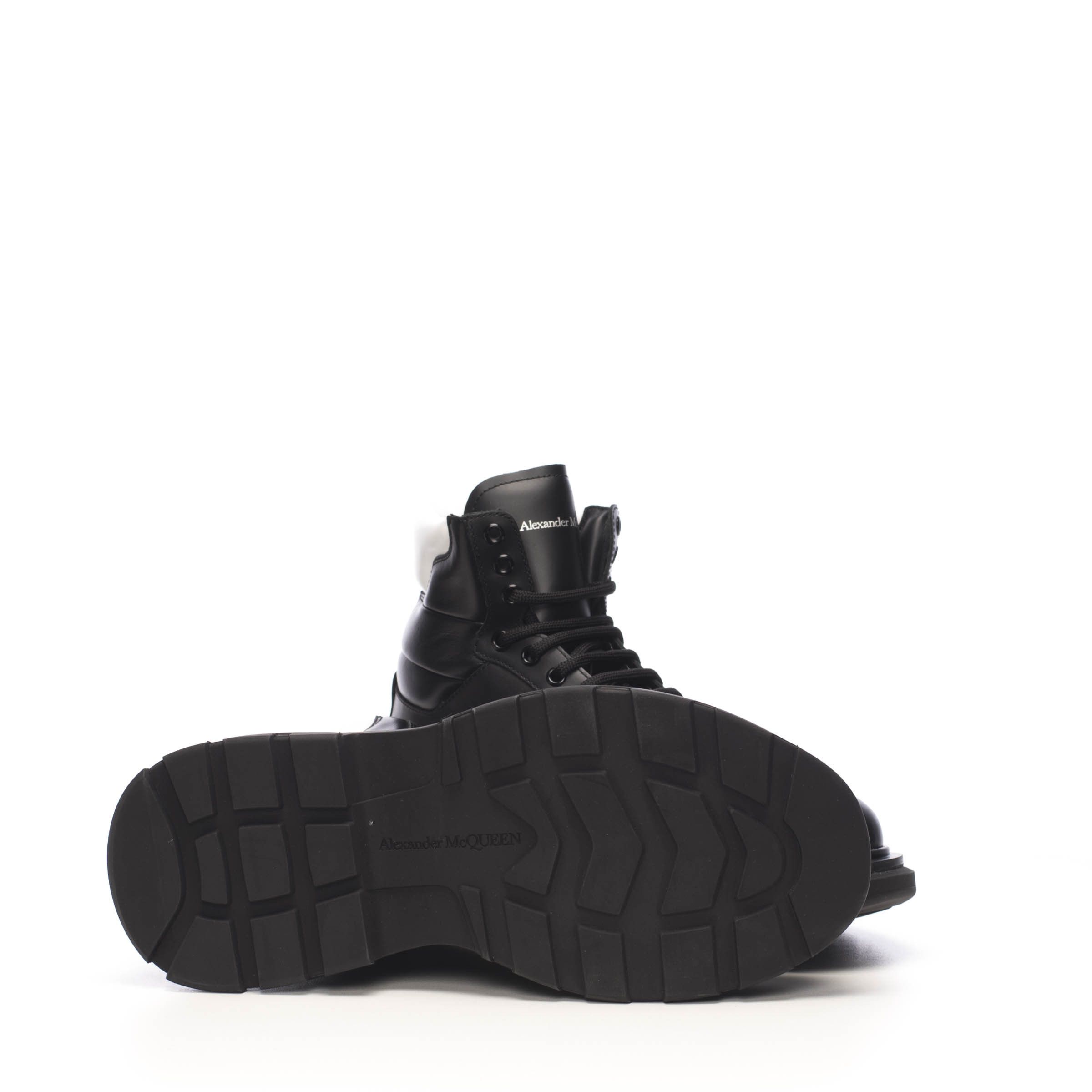 Alexander McQueen Tread Slick Boot In Black Leather Size US 6 / EU 39 - 9 Thumbnail