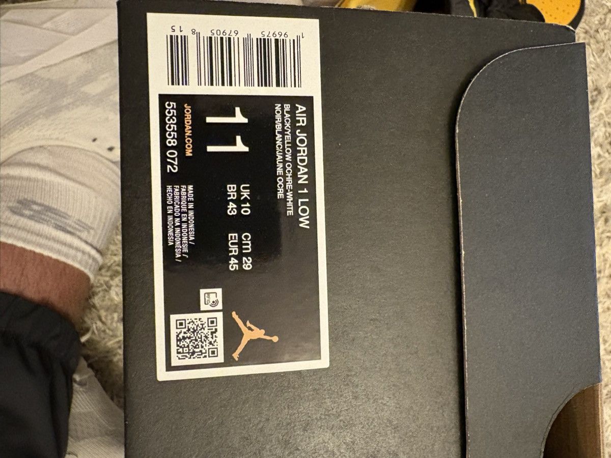 Jordan Brand Air Jordan 1 Low Size US 11 / EU 44 - 8 Thumbnail