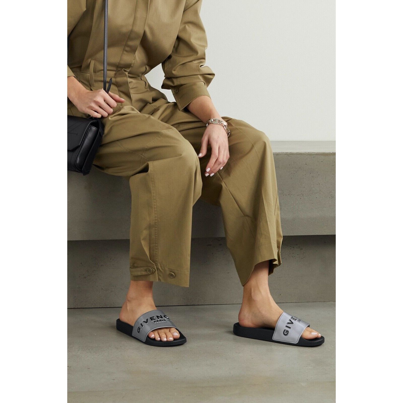 Givenchy Givenchy Silver Rubber Black Logo Print Slide On Pool Sandal Size US 8 / IT 38 - 6 Thumbnail