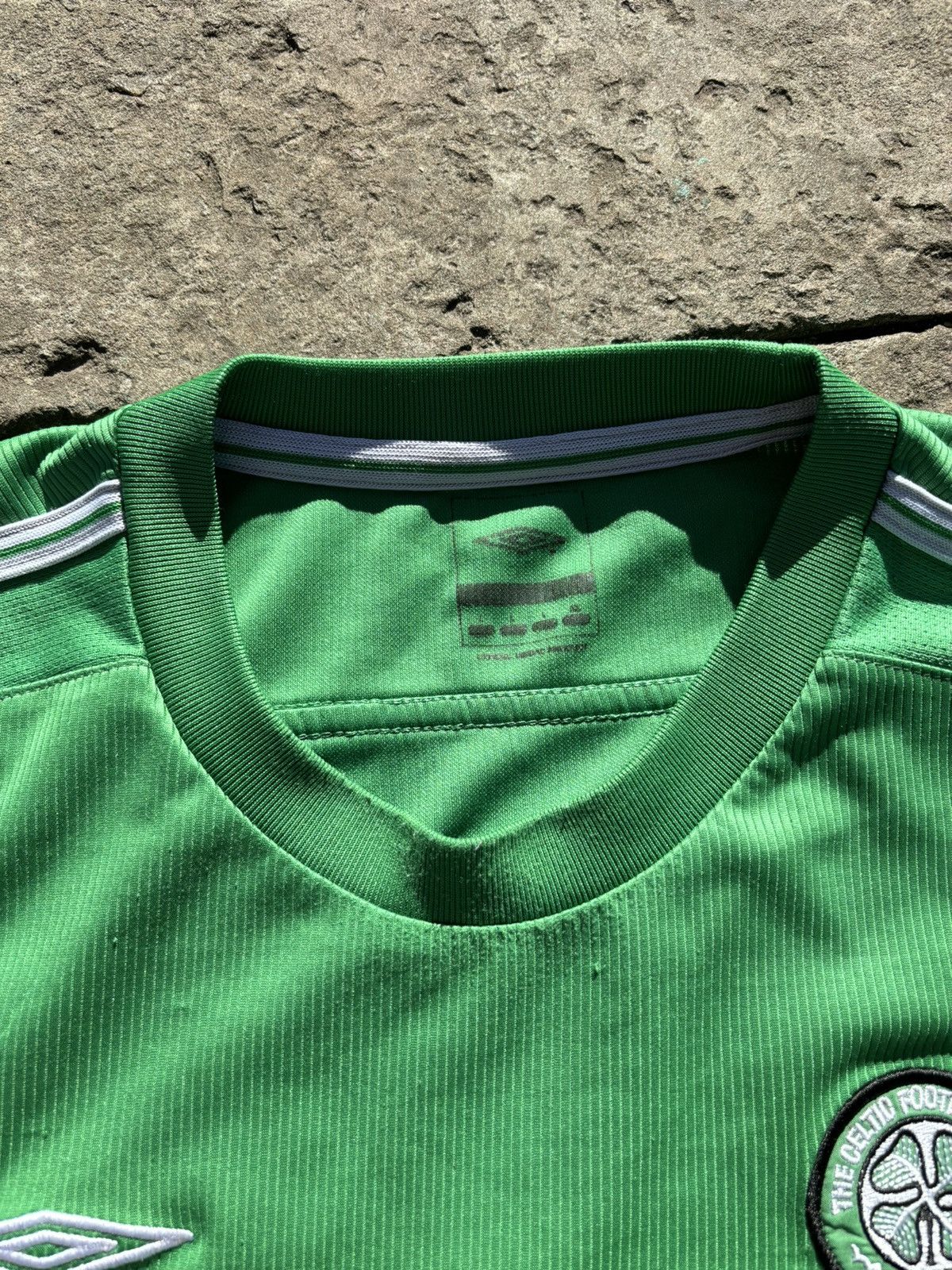 Umbro Vintage Umbro Celtic Archie 5 Carling Jersey Size US L / EU 52-54 / 3 - 7 Thumbnail