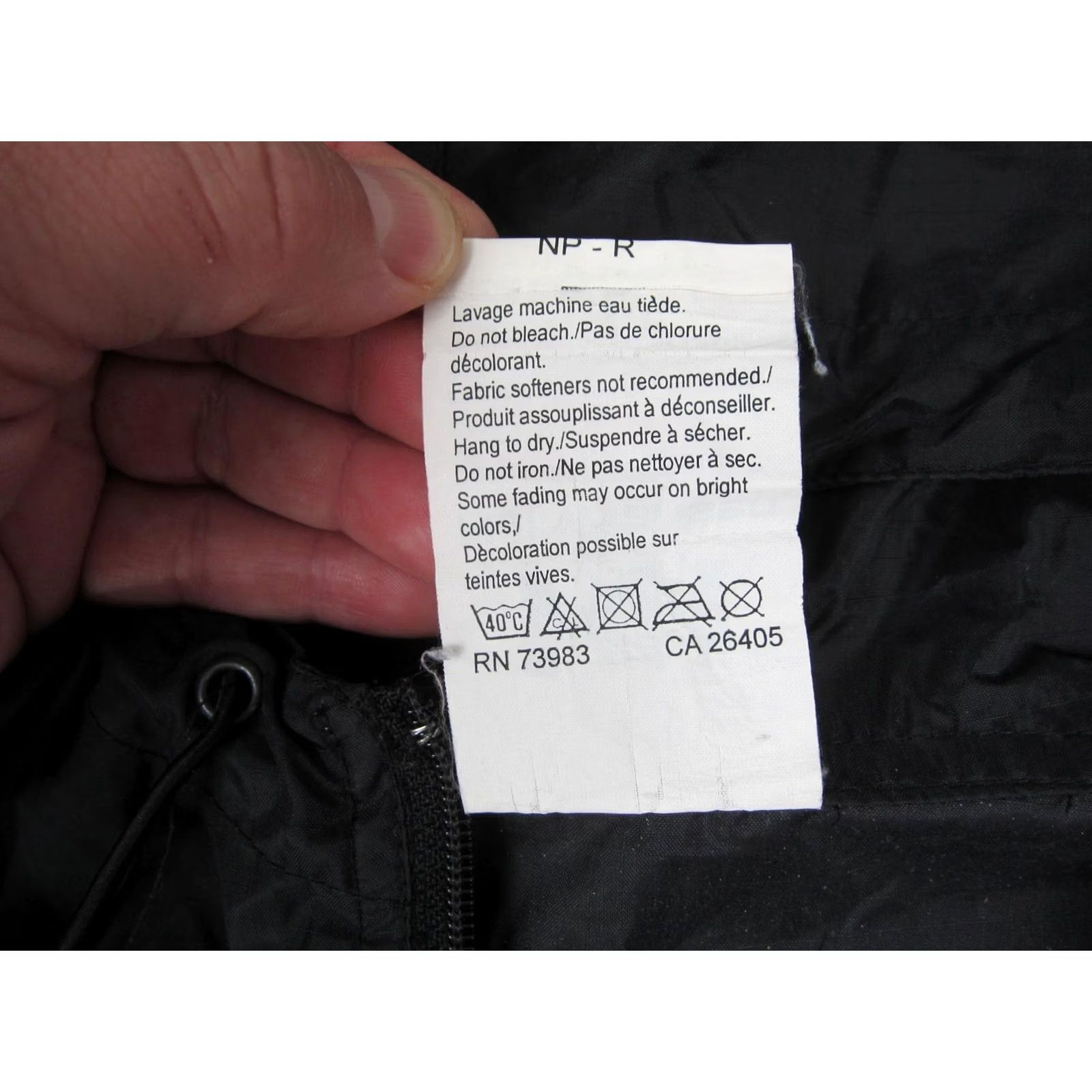 Helly Hansen Helly Hansen Jacket Mens L Black Rain Coat Helly Tech Protection Hooded Full Zip Solid Outdoors Weather Coat Rain Jacket Size US L / EU 52-54 / 3 - 5 Thumbnail