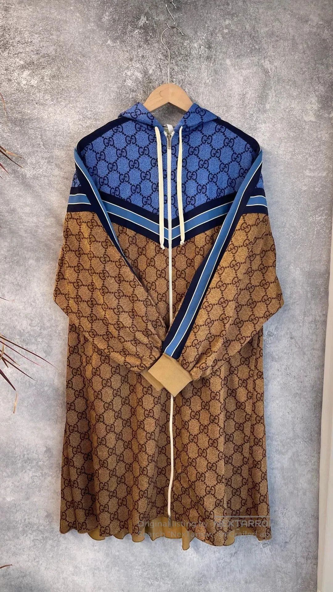 Gucci Gucci Blue Brown GG Monogram Bat Sleeve Coat. Size XS / US 0-2 / IT 36-38 - 1 Thumbnail