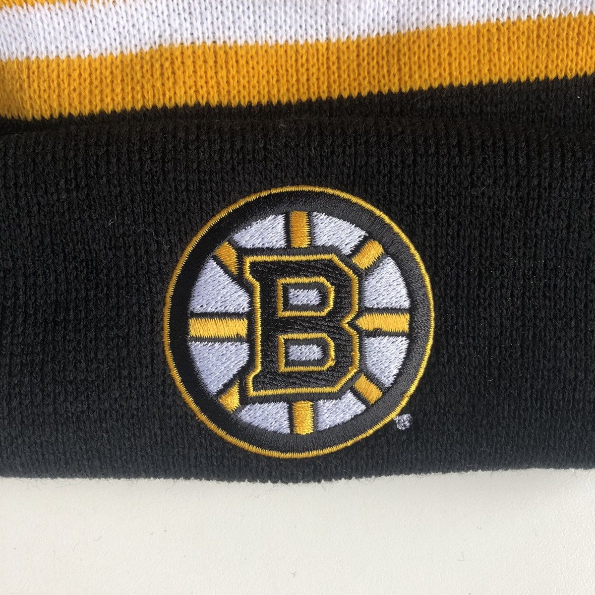 NHL × October's Very Own OVO X NHL BOSTON BRUINS BEANIE Size ONE SIZE - 4 Thumbnail
