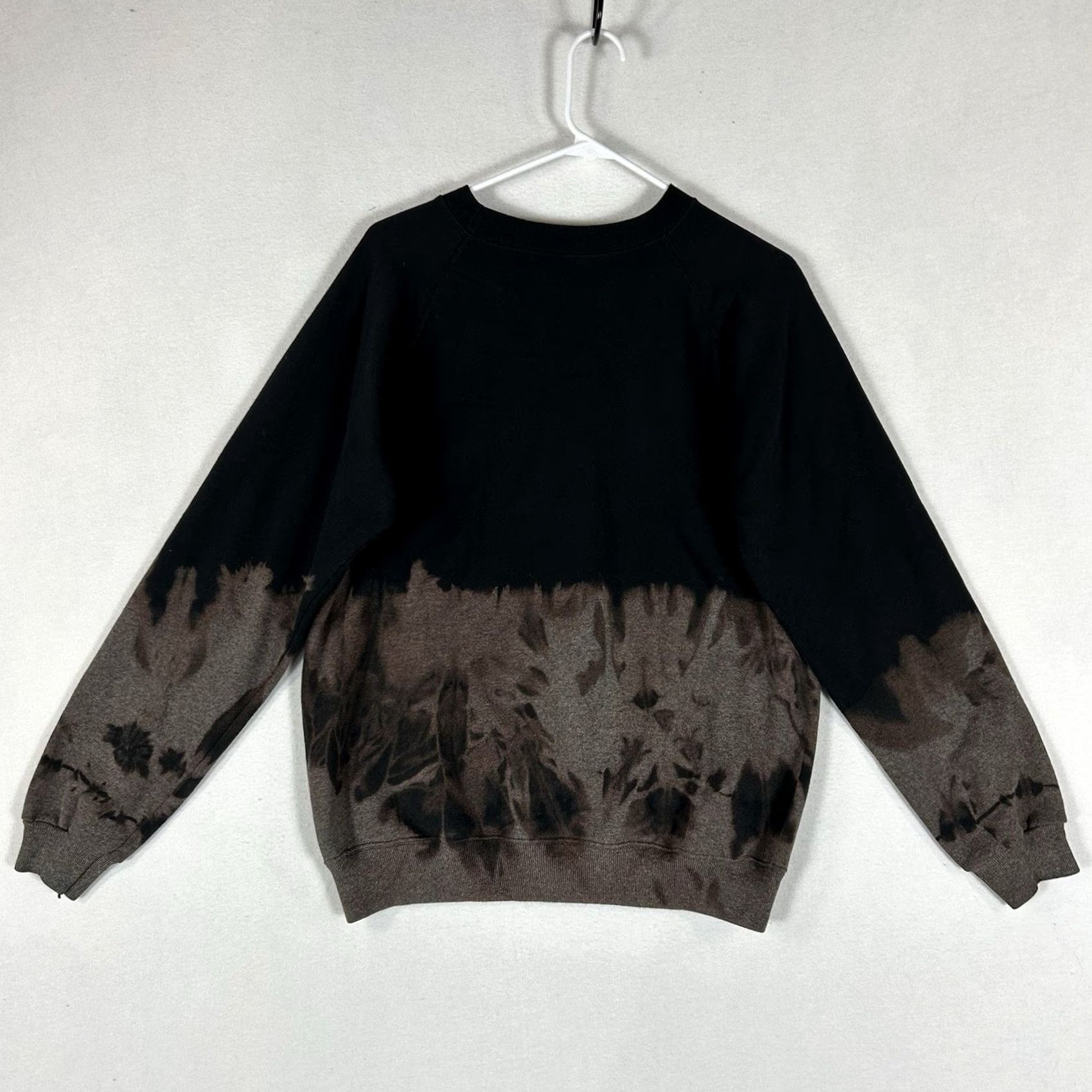 Hanes VINTAGE Hanes Arizona Sweatshirt Mens L Black Graphic Print Bull Skull Southwest USA Made Crew Neck Pullover Long Sleeve Fleece Cotton Polyester Size US L / EU 52-54 / 3 - 5 Thumbnail
