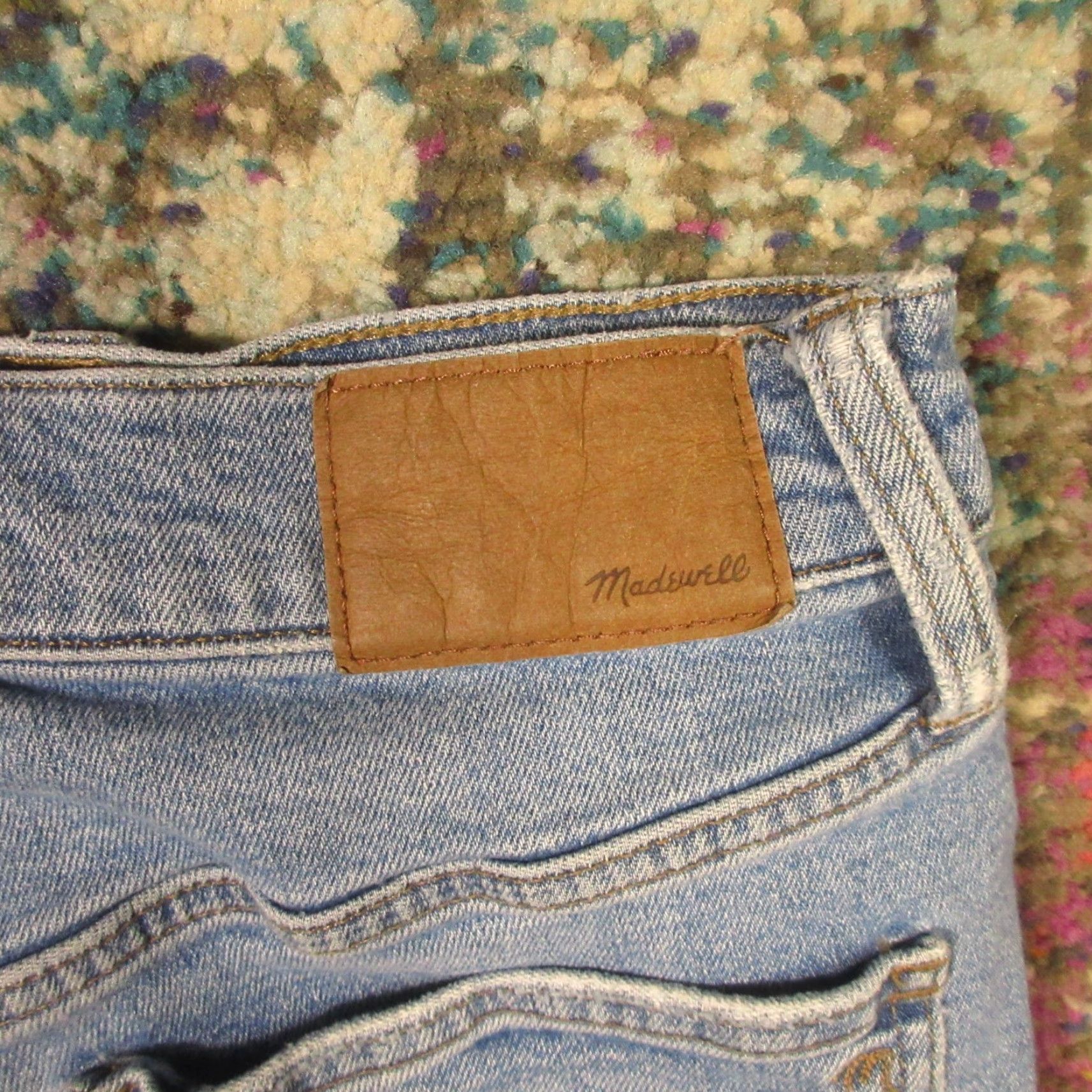 Madewell Madewell Cut Off Shorts Womens 27 Raw Hem Distressed Stretch Denim 328x4 Size 27" / US 4 / IT 40 - 5 Thumbnail