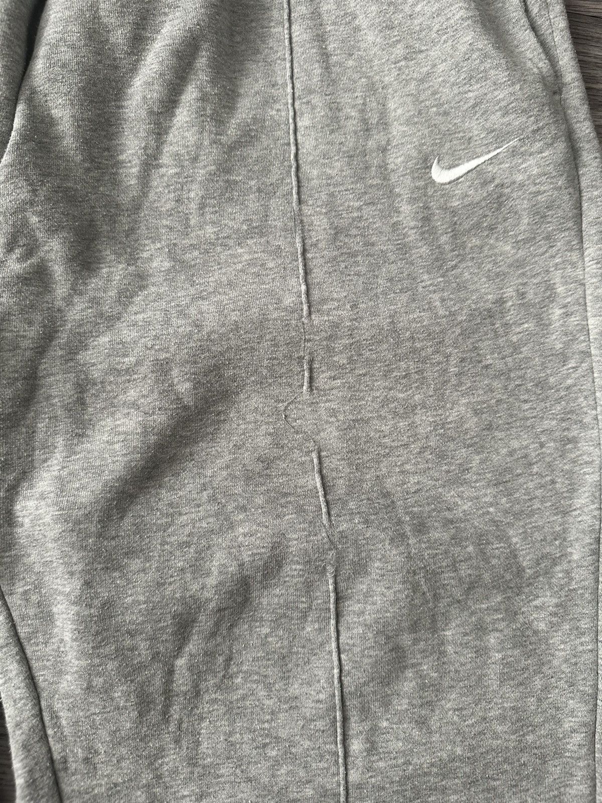 Nike × Nike ACG × Vintage Vintage Nike Swoosh Cotton Baggy Trackpants Y2K XL rap fit Size US 36 / EU 52 - 4 Thumbnail
