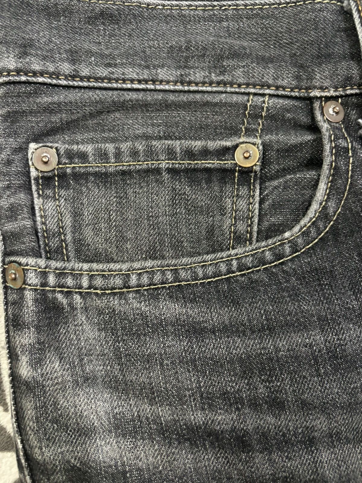 Undercover × Uniqlo Vintage Uniqlo UJ Faded Wash Loose Distressed Grunge Jeans Size US 36 / EU 52 - 5 Thumbnail