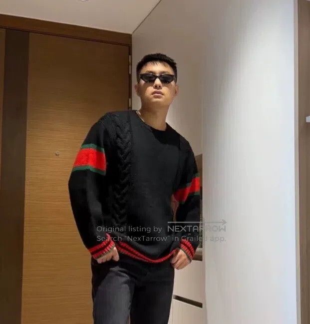 Gucci Gucci Black two-arm striped twisted wool round-neck long-s Size US M / EU 48-50 / 2 - 7 Thumbnail