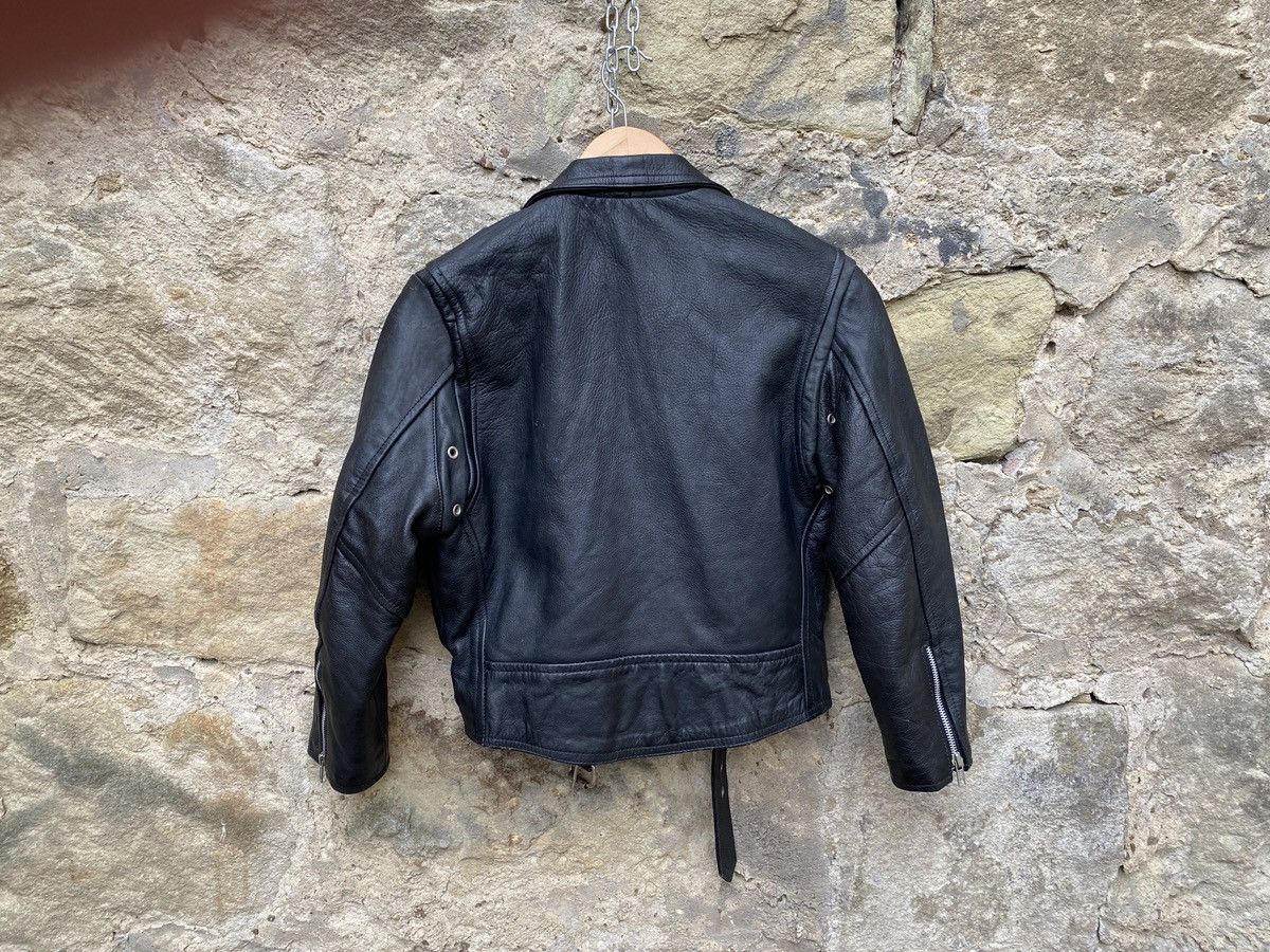 Vintage Vintage 90s Cropped Biker Leather Jacket Perfecto style Size S / US 4 / IT 40 - 7 Thumbnail