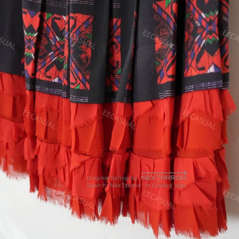 Comme des Garcons Comme Des Garcons size XS Red and black woven fringe pleat Size 23" - 7 Thumbnail