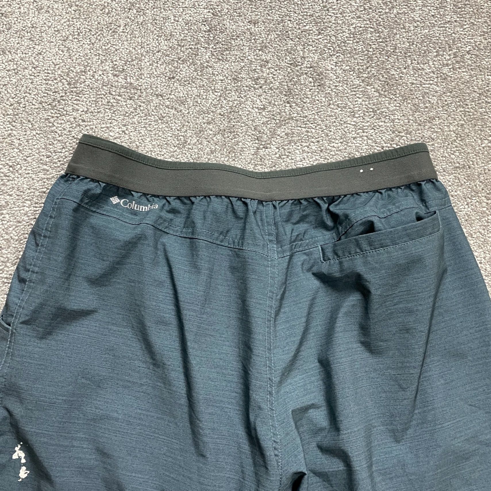 Vintage Columbia Men Shorts Hiking Gray Polyester Active Outdoor Casual 9in Inseam Pockets Regular Medium Size US 31 - 4 Thumbnail