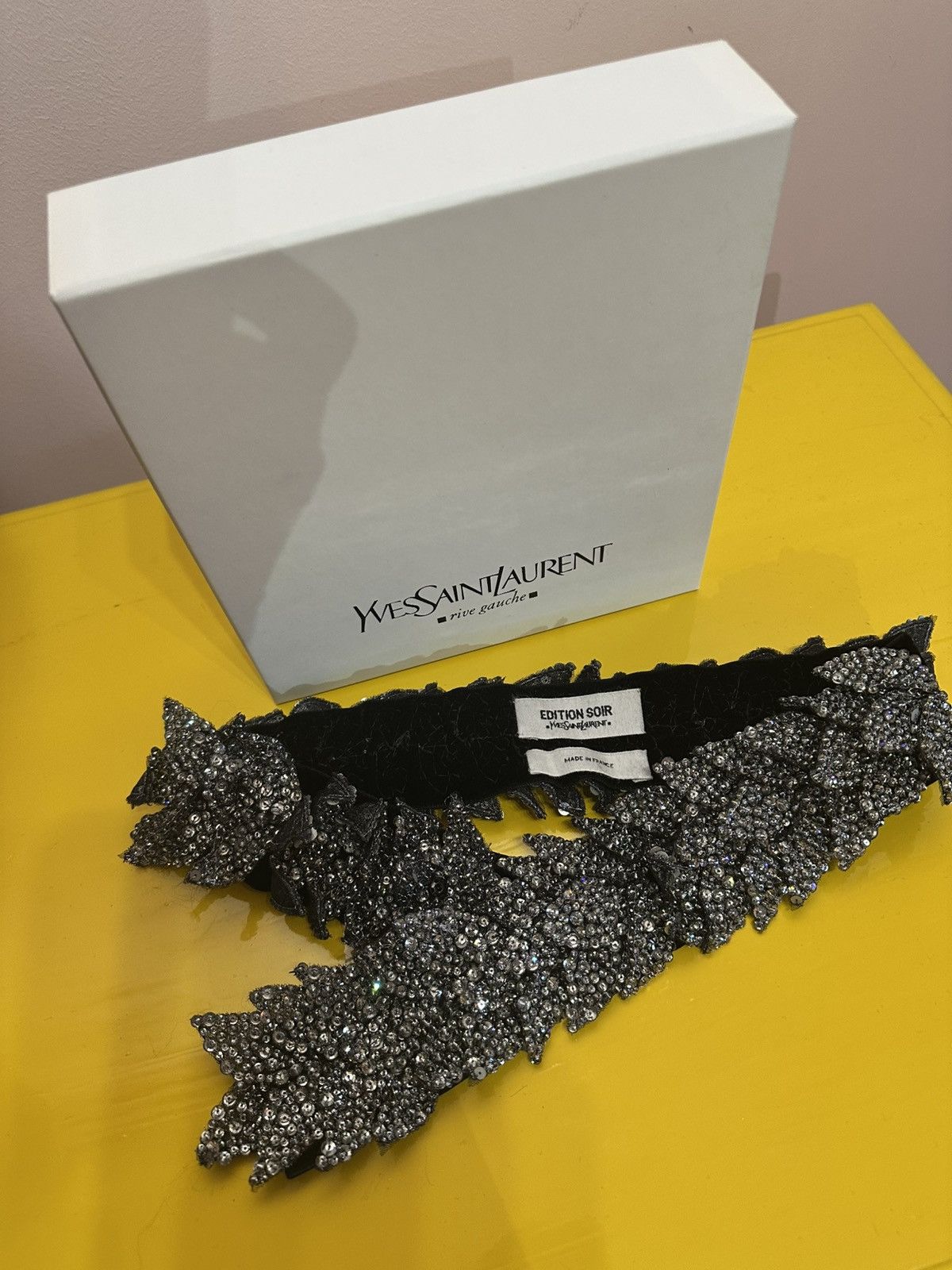 Yves Saint Laurent Yves Saint Laurent “Edition Soir” 2008-2009 Size ONE SIZE - 2 Thumbnail