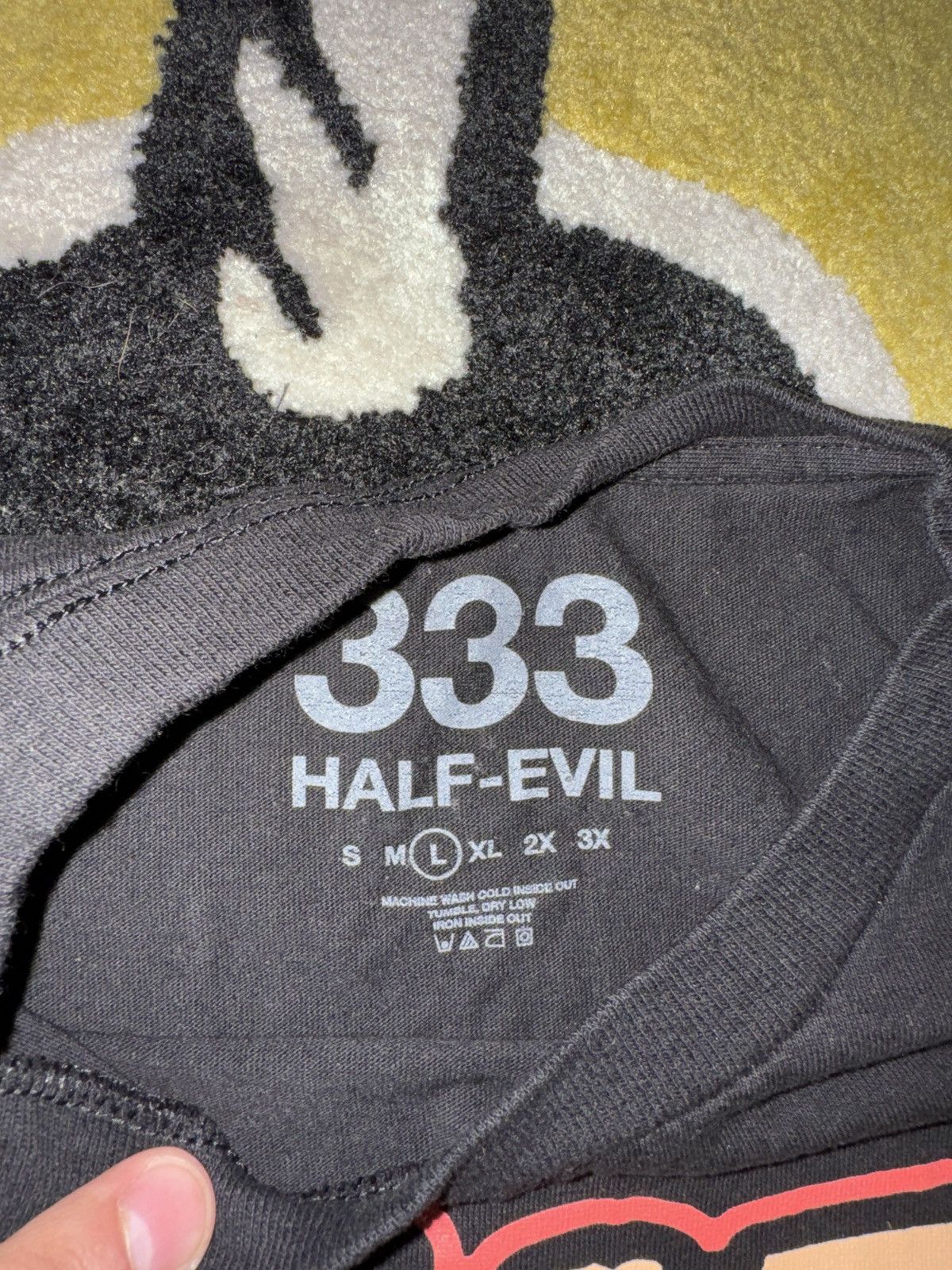 Half Evil HALF EVIL // HALLOWEEN TEE // SZ LG Size US L / EU 52-54 / 3 - 2 Thumbnail