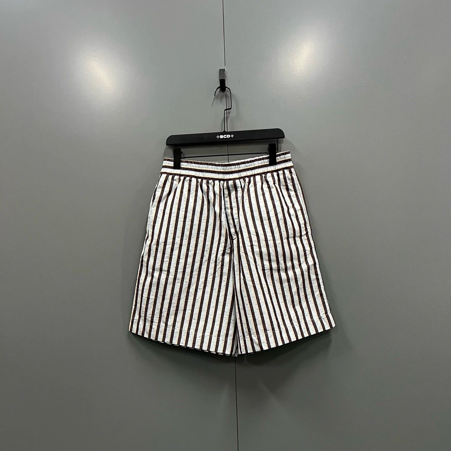 Bottega Veneta Bottega Veneta (BV) 2025 Striped Shorts, Size 26" / US 2 / IT 38 - 1 Thumbnail