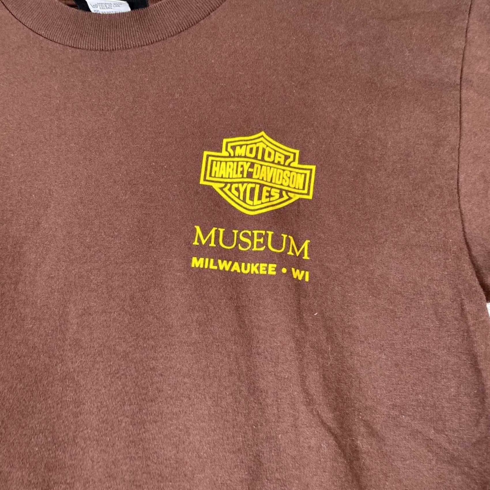 Harley Davidson VINTAGE Harley Davidson T Shirt Mens Medium Brown Graphic Milwaukee WI Cotton Size US M / EU 48-50 / 2 - 3 Thumbnail