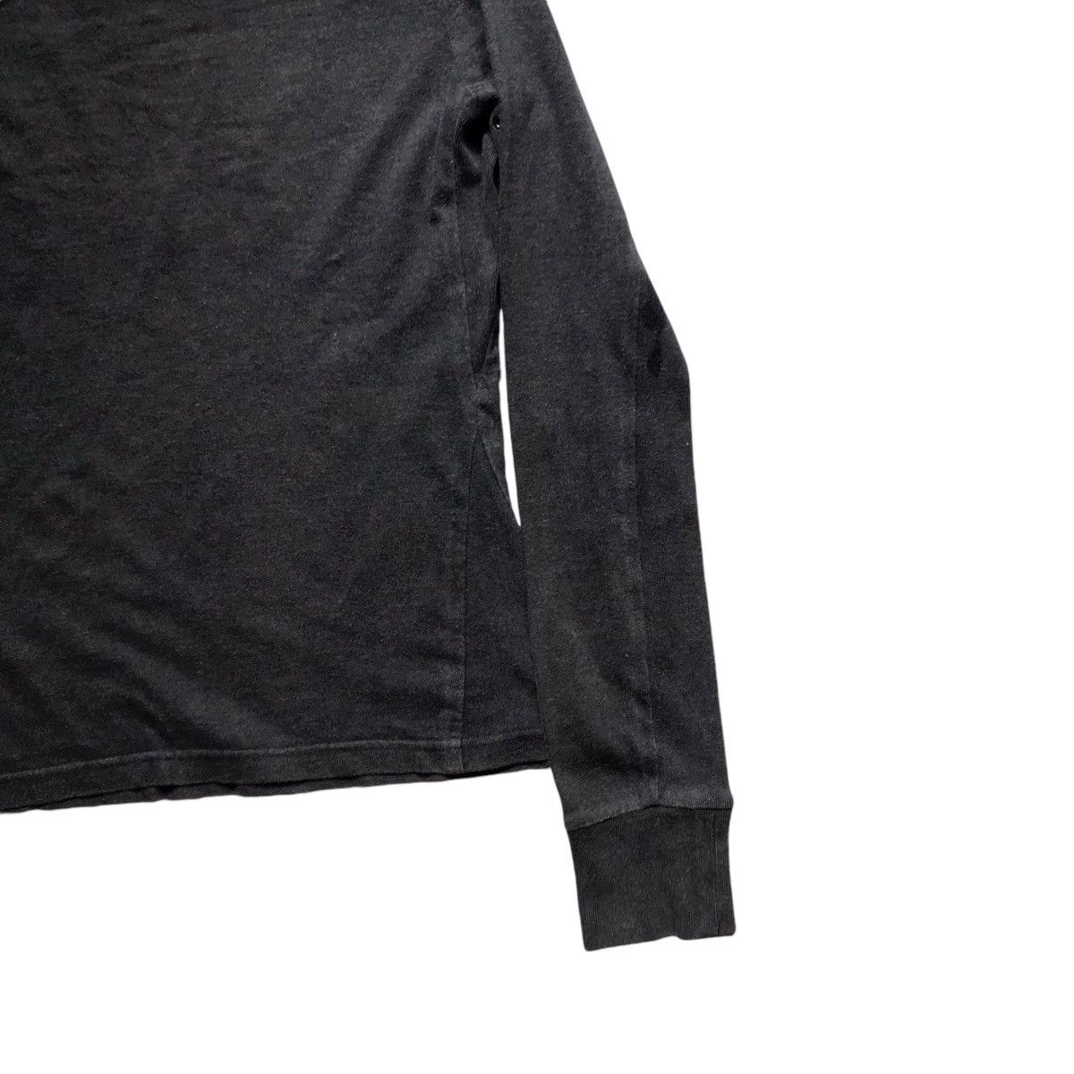 Burberry VINTAGE BURBERRY BLUE LABEL LONG SLEEVE WITH SCOOP NECK Size S / US 4 / IT 40 - 13 Thumbnail