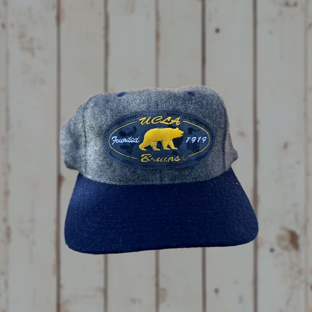Sports Specialties VINTAGE Sports Specialties UCLA Bruins Wool Strapback Hat RARE NCAA Blue One Size Men Snapback Adjustable Wool/Acrylic 90s USA College Mens Size ONE SIZE - 1 Thumbnail