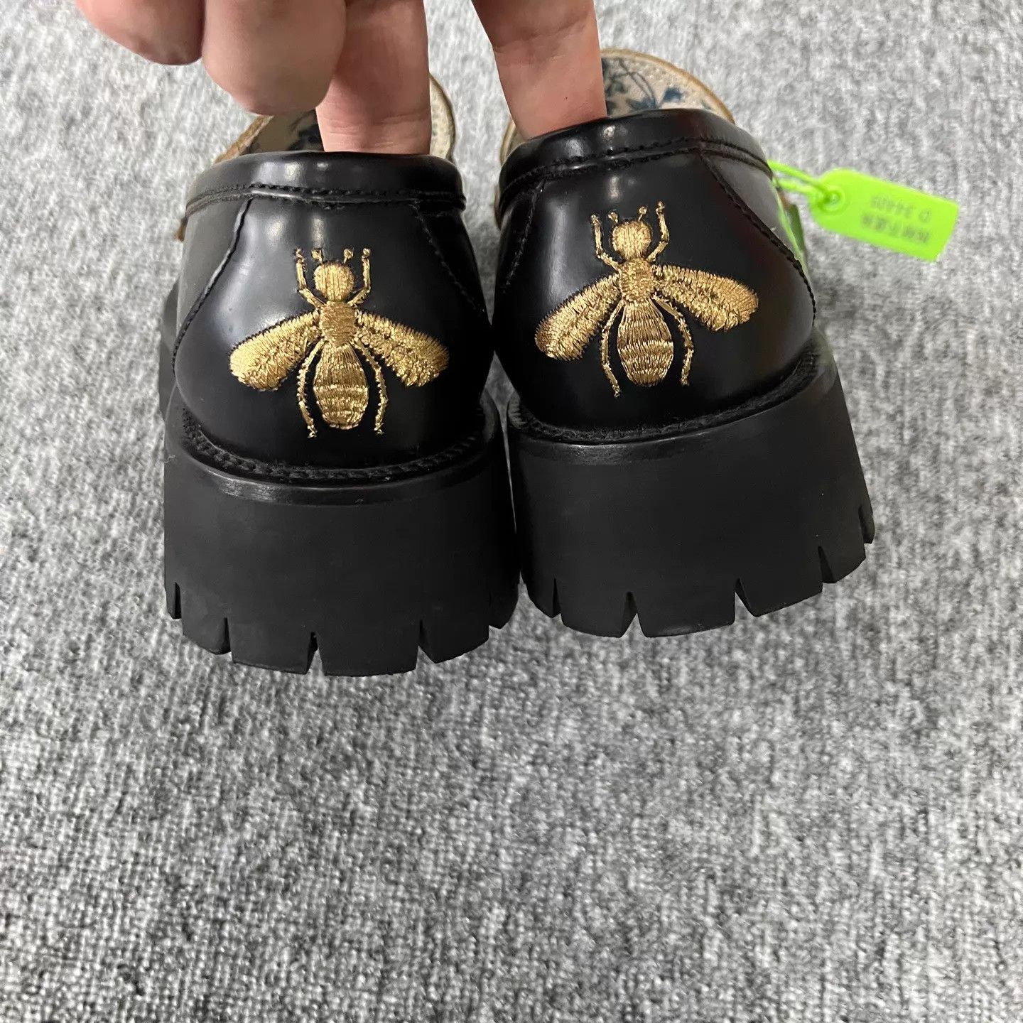 Gucci Gucci Women's Horsebit Bee Heel Loafer Black & Gold 38 99New Size US 7.5 / IT 37.5 - 5 Thumbnail