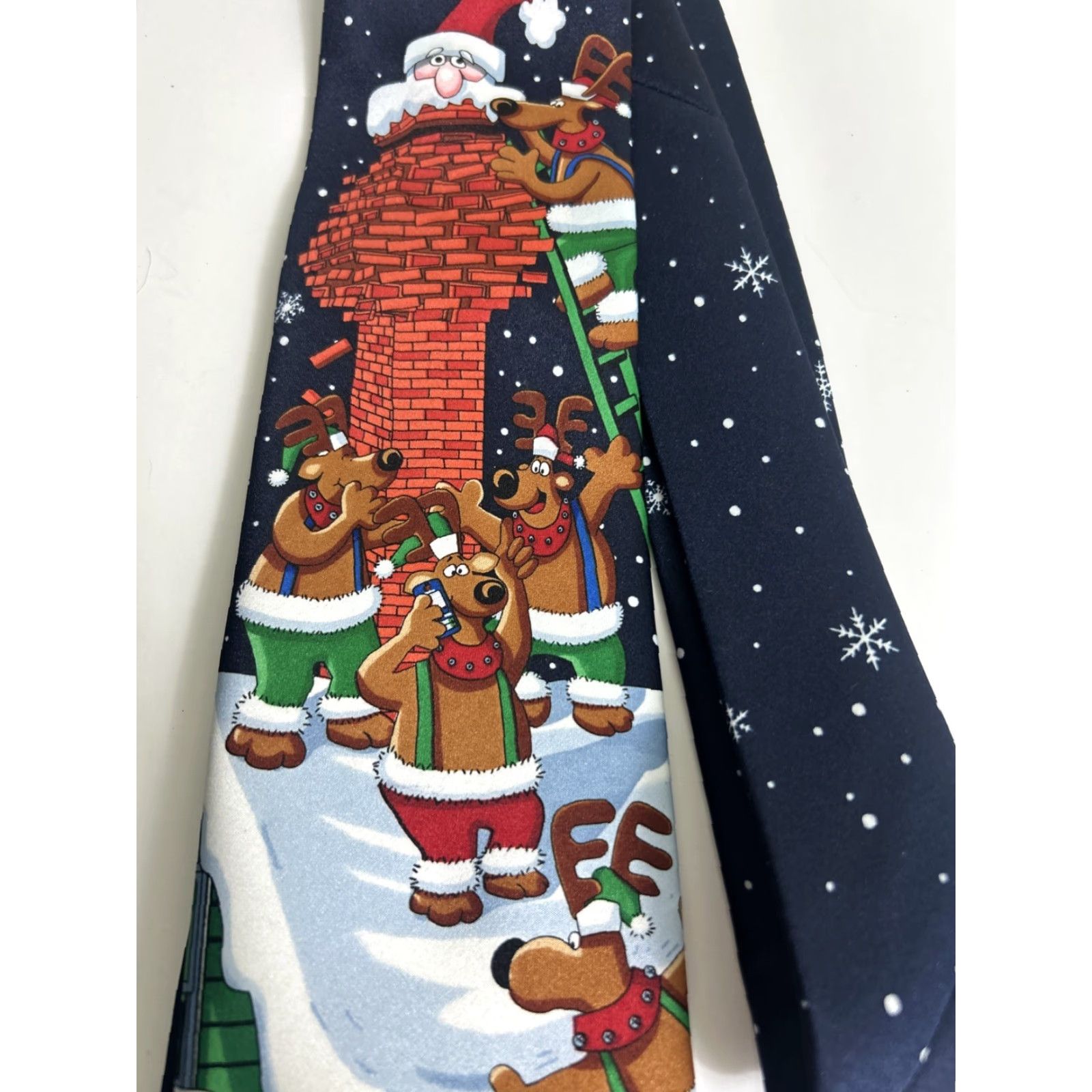 Vintage Yule Tie Christmas Necktie Santa Reindeer Novelty Roof Funny Greetings Holiday Size ONE SIZE - 3 Thumbnail
