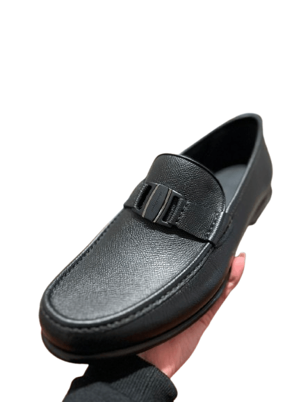 Salvatore Ferragamo o1s1rm1125 Gancini Logo Leather Loafers in Black Size US 11 / EU 44 - 1 Preview