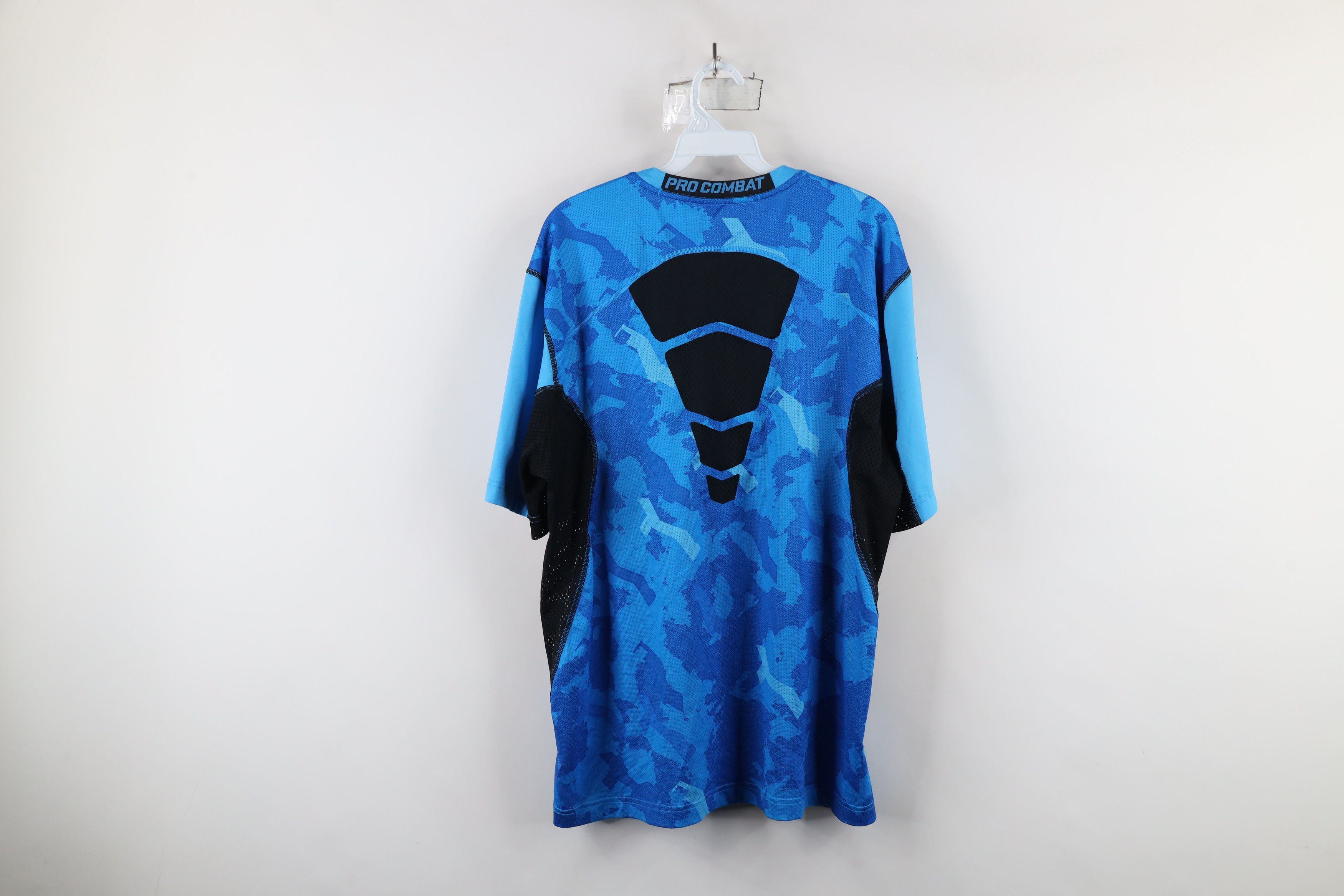 Nike × Vintage Nike Pro Combat Fitted Camouflage Training T-Shirt Blue Size US XL / EU 56 / 4 - 14 Thumbnail