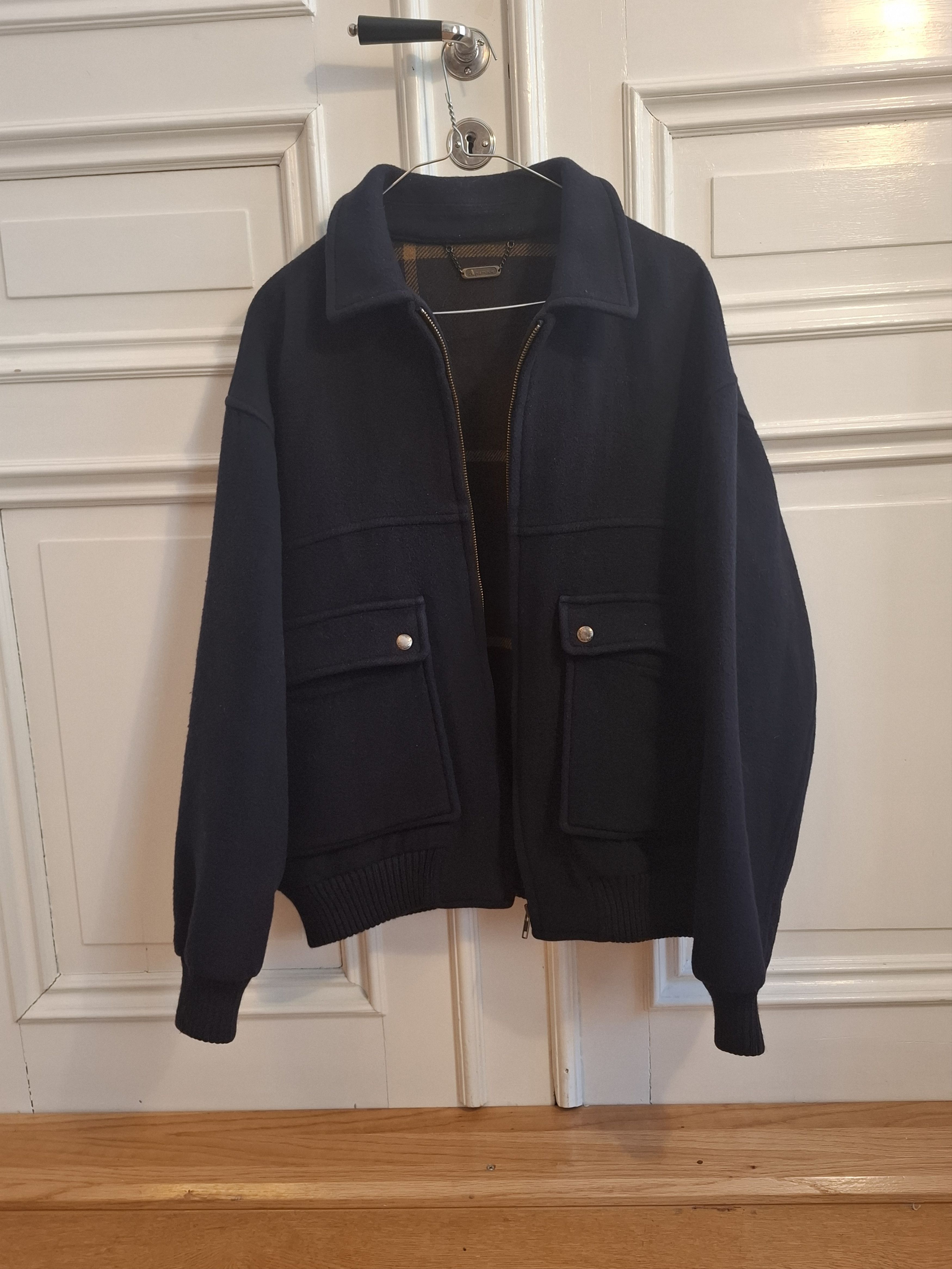 Aquascutum Aquascutum wool bomber Size US L / EU 52-54 / 3 - 3 Thumbnail