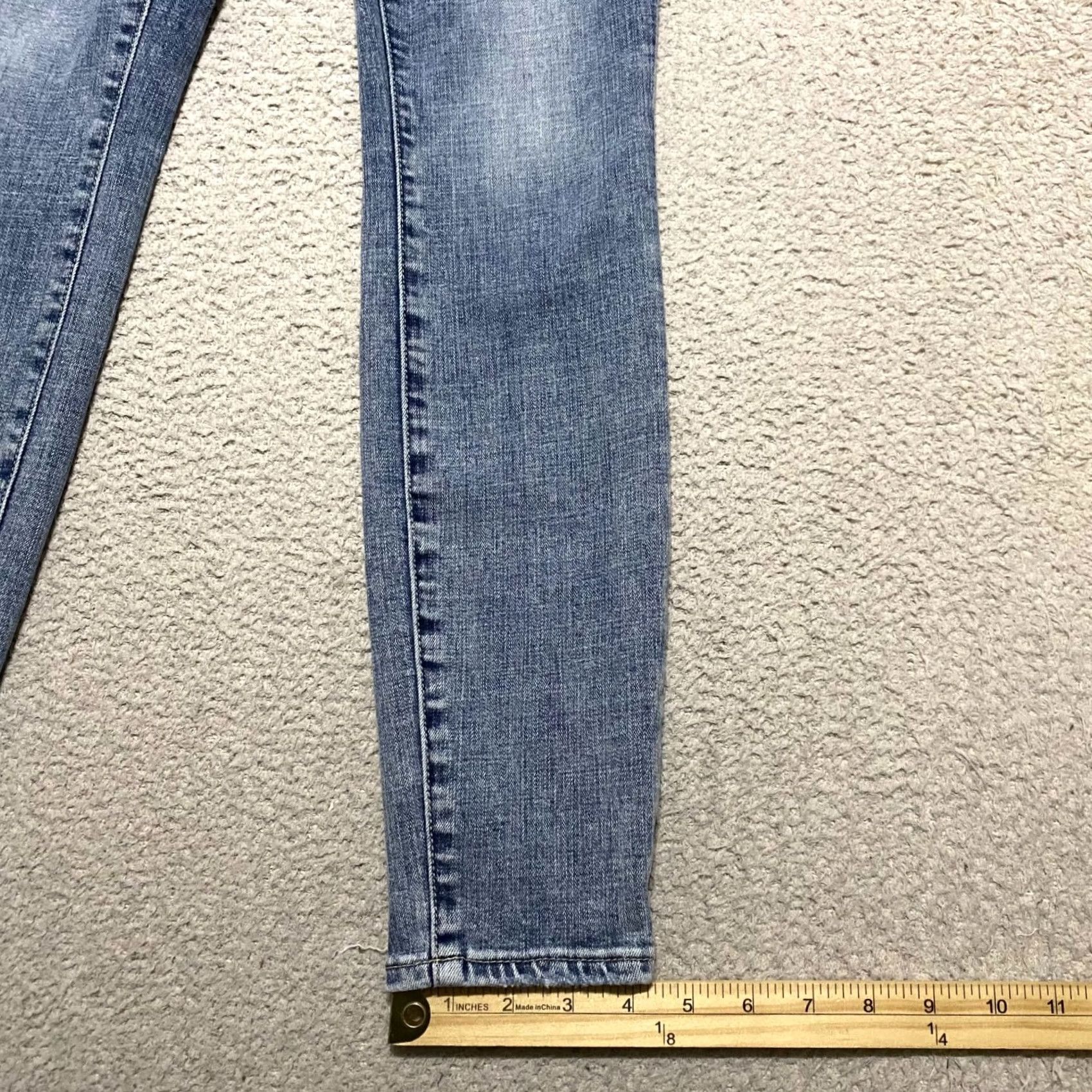 Good American Good American Jeans Womens 6 Blue Denim Medium Wash Skinny High Rise Distressed Pocket Zipper Button 5-Pocket Size 28" / US 6 / IT 42 - 5 Thumbnail