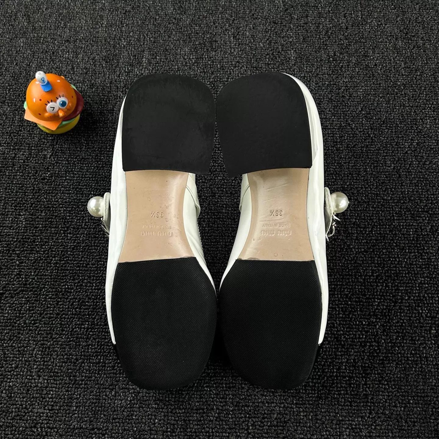 Miu Miu MIU MIU White Mary Janes EU 36.5 Size US 6 / IT 36 - 6 Thumbnail