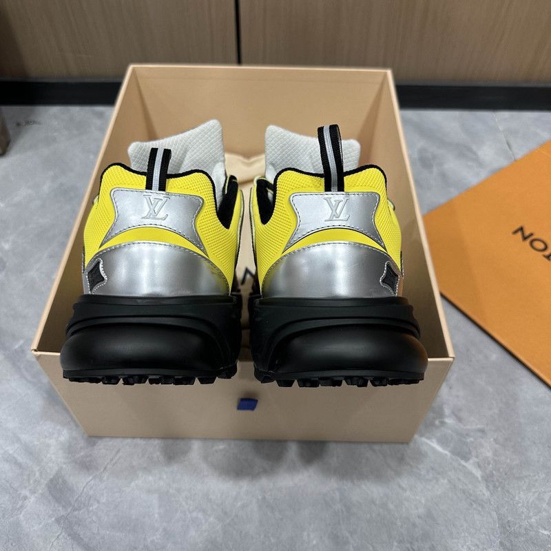 Louis Vuitton Louis Vuitton Runner Tatic Casual Sneakers -2508 Size US 9.5 / EU 42-43 - 8 Thumbnail