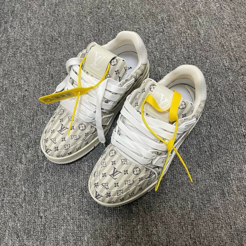 Louis Vuitton Louis Vuitton Trainer Low Top Sneakers - dmc Size US 5 / EU 37 - 1 Thumbnail