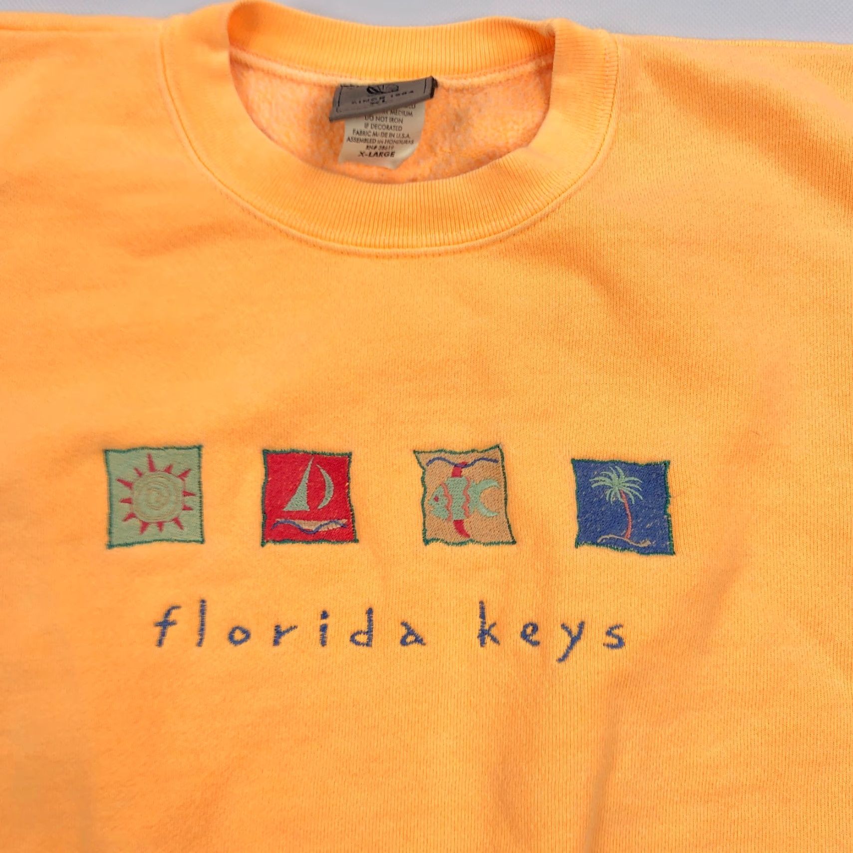 Vintage VINTAGE Florida Keys Sweatshirt Womens XL Crew Neck Peach Orange 90s VSCO Logo Pullover Size XL / US 12-14 / IT 48-50 - 3 Thumbnail