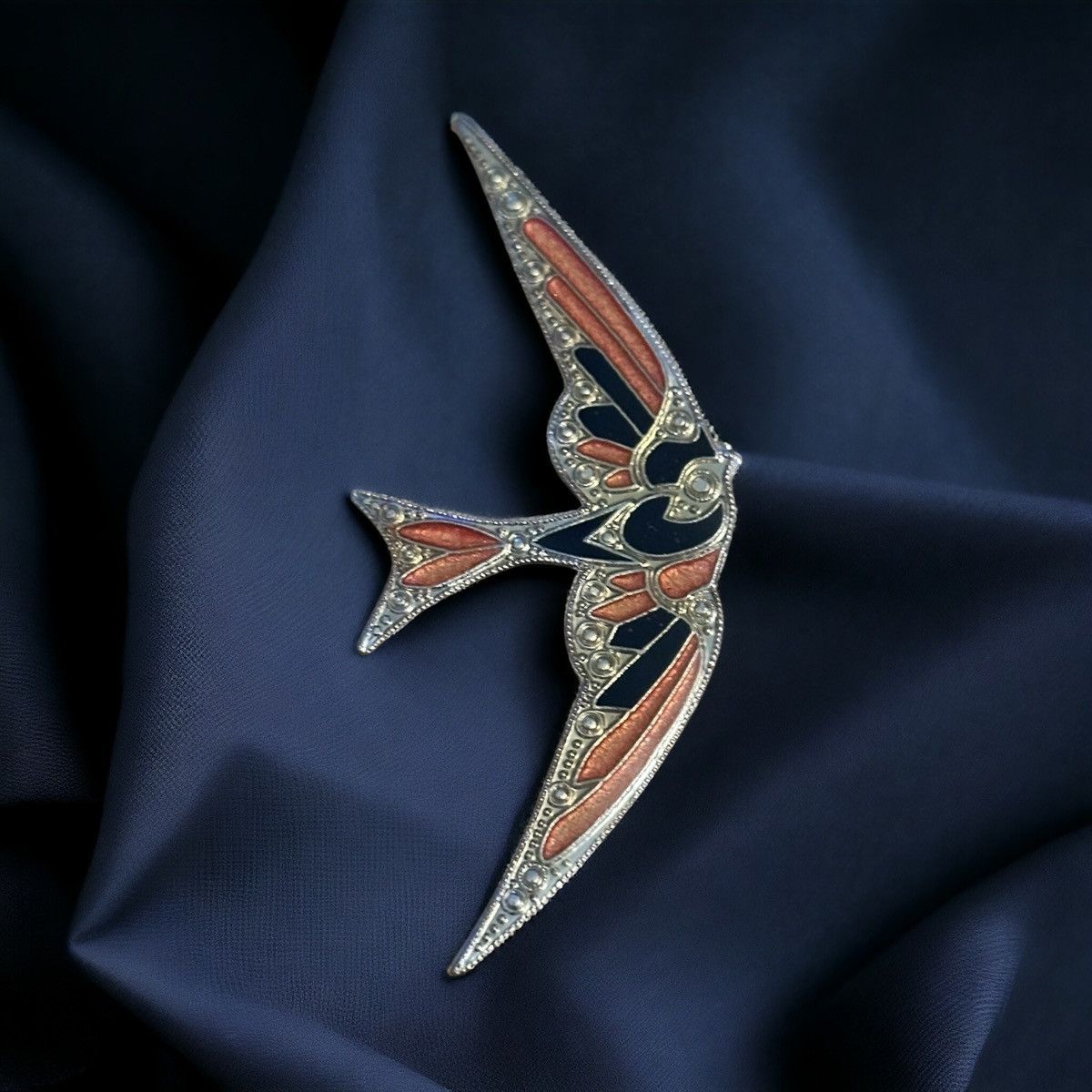 Vintage Vintage bird in flight enamel brooch Size ONE SIZE - 1 Thumbnail