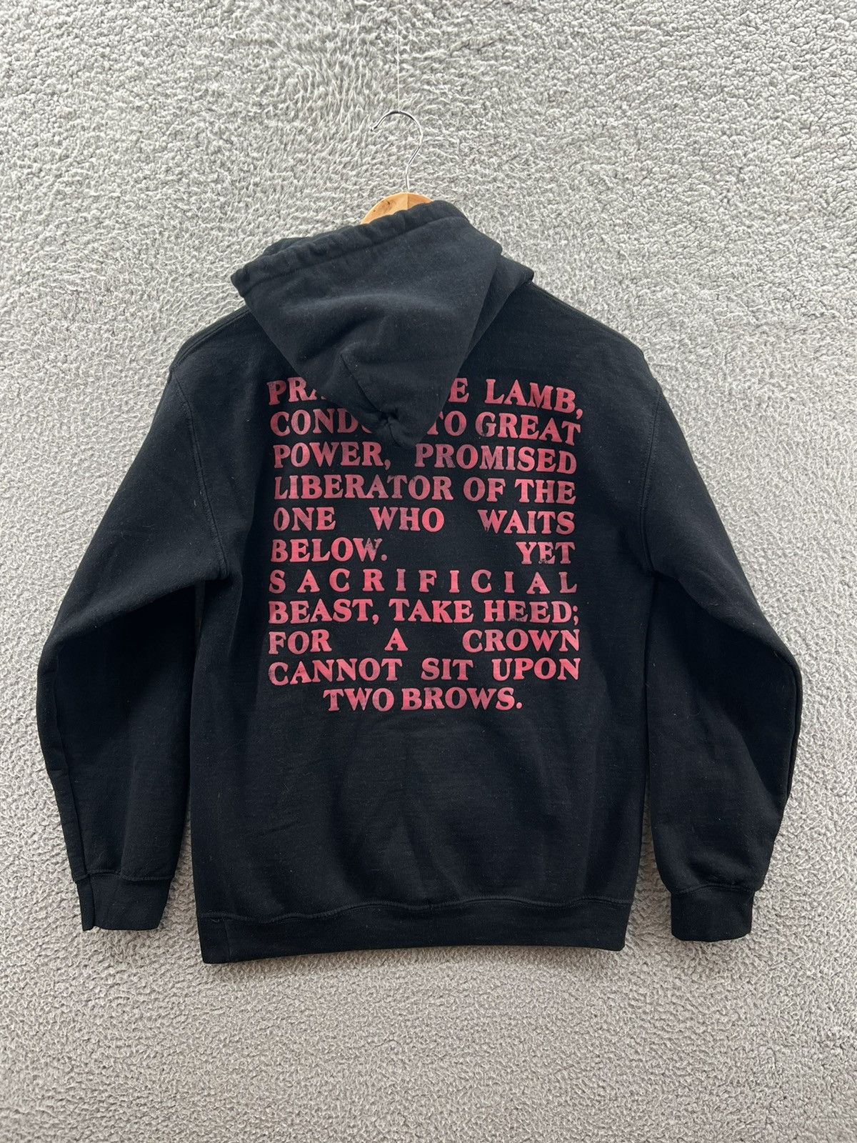 Other Cult Of The Lamb Hoodie Exclusive Rare Hot Topic Size Small Size US S / EU 44-46 / 1 - 2 Thumbnail