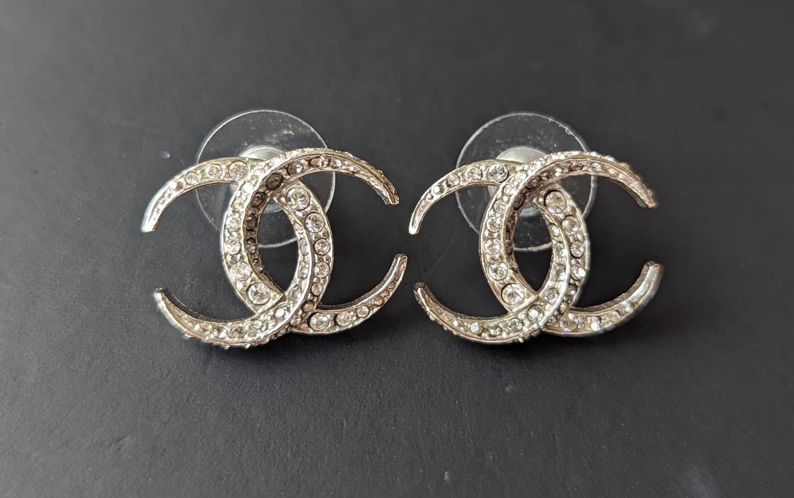 Chanel Chanel CC B15C Logo Dubai Moon Crystal SHW Earrings Box Size ONE SIZE - 8 Thumbnail