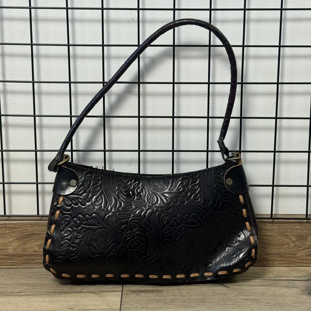Vintage Vintage 2000s Black Leather Bag Affilaction Size ONE SIZE - 2 Thumbnail