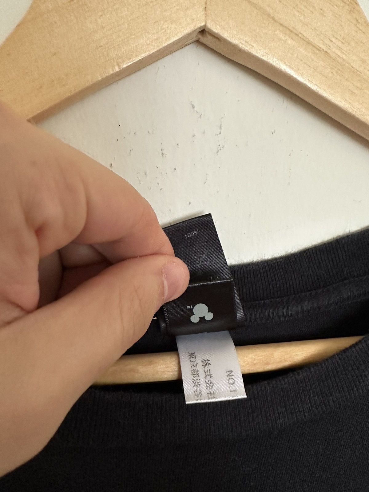 Number (N)ine × Vintage Number (N)ine Rare Mickey Singing Black Tee size 4 Size US L / EU 52-54 / 3 - 8 Thumbnail