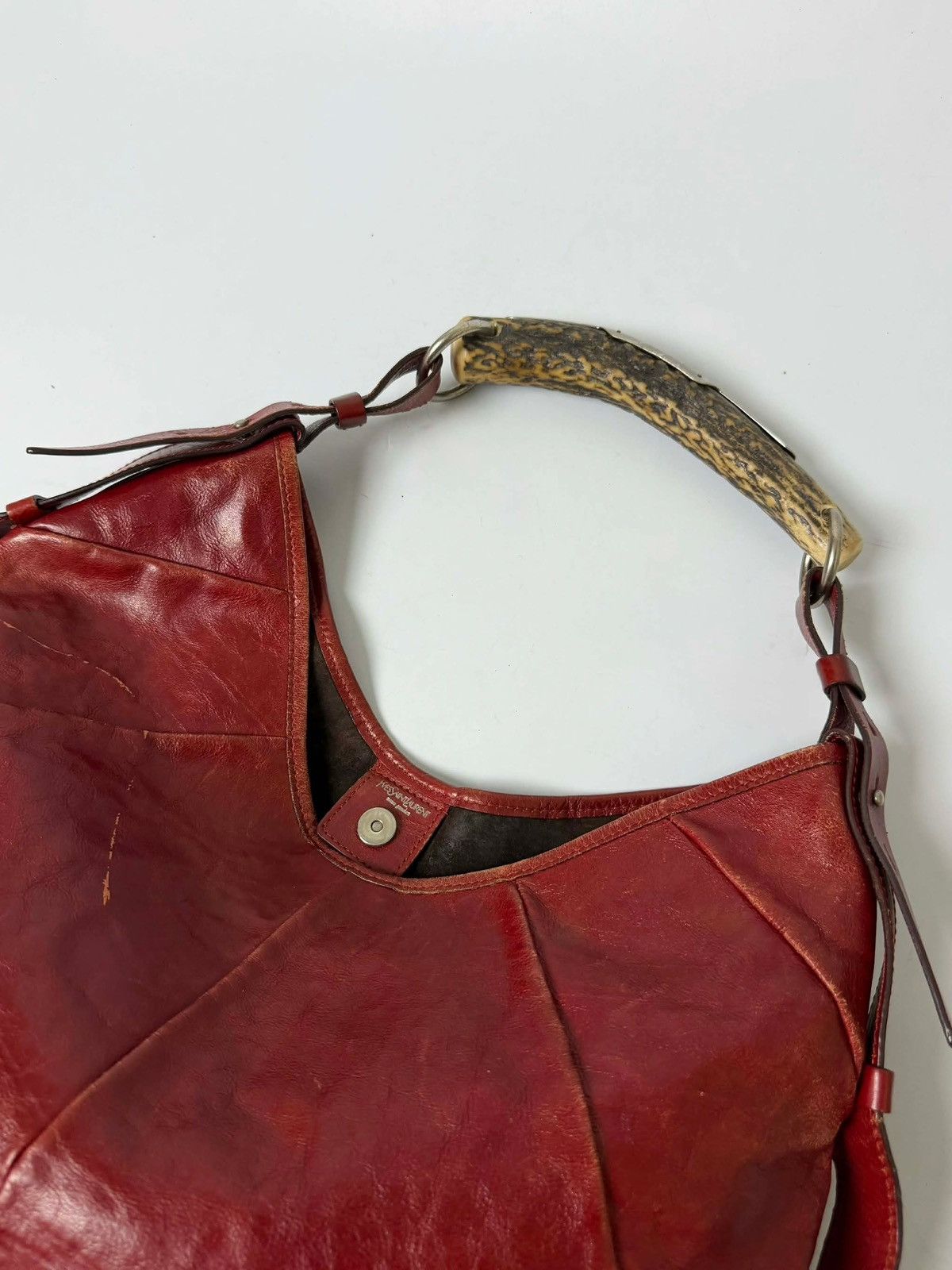 Saint Laurent Paris Yves Saint Laurent Red Leather Mombasa Hobo Bag Size ONE SIZE - 9 Thumbnail