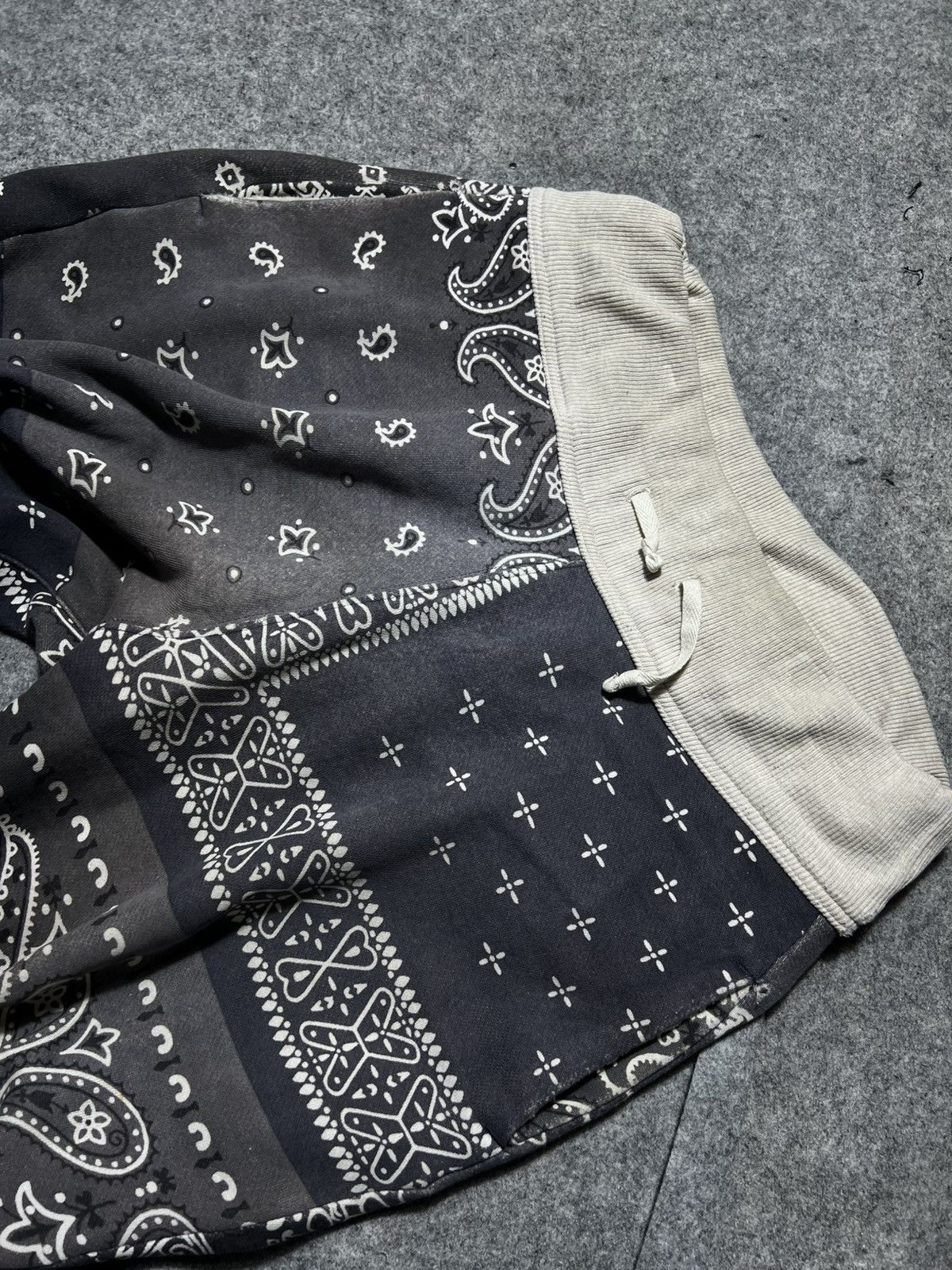 Kapital KAPITAL bandana Paisley sweat rib pants vintage black 2 Size US 32 / EU 48 - 6 Thumbnail