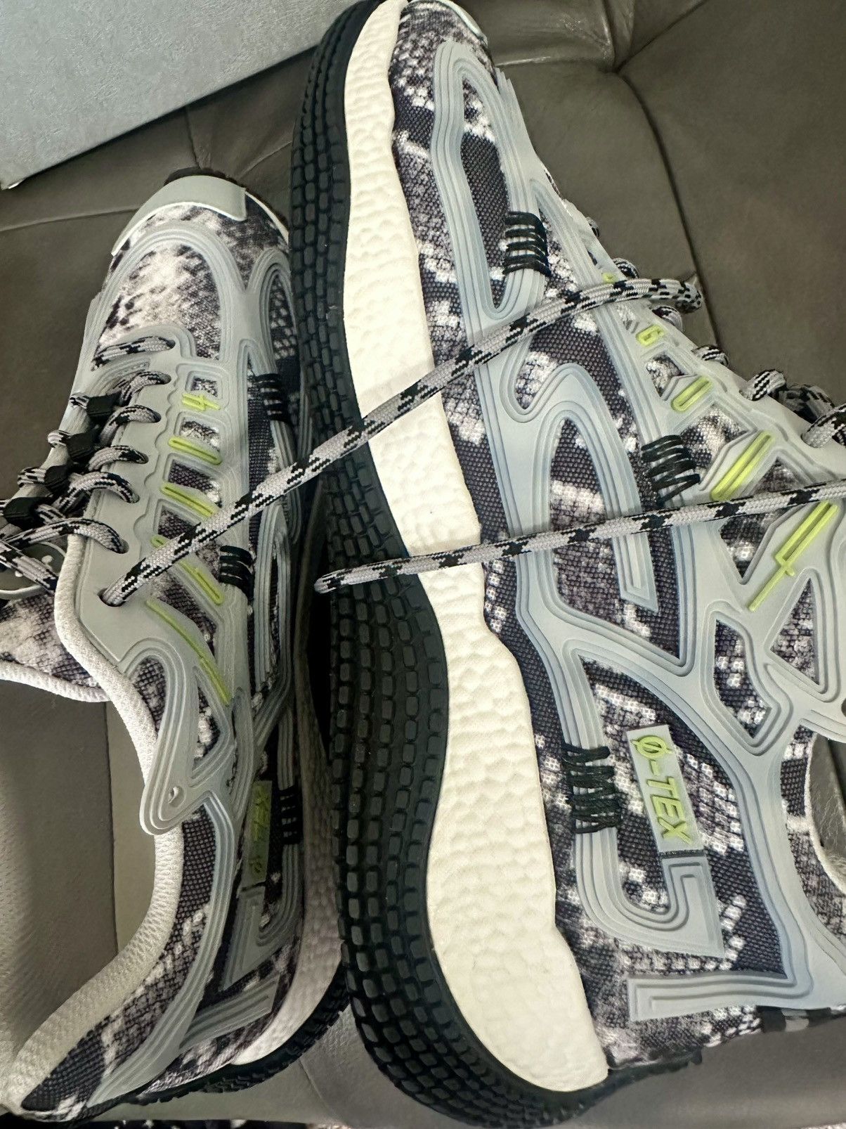 John Geiger John Geiger 004 year of the snake size 12 Size US 12 / EU 45 - 10 Thumbnail