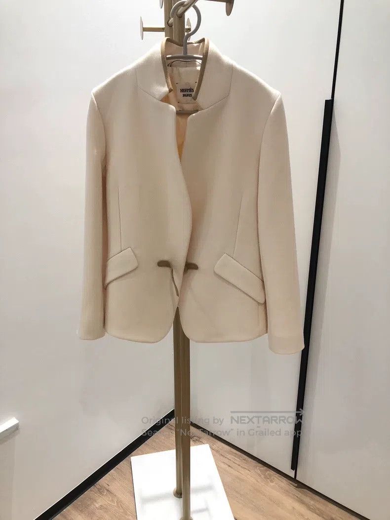 Hermes Hermes Classic knight blazer jacket, milky white, leather Size XXS / US 00 / IT 34 - 1 Thumbnail