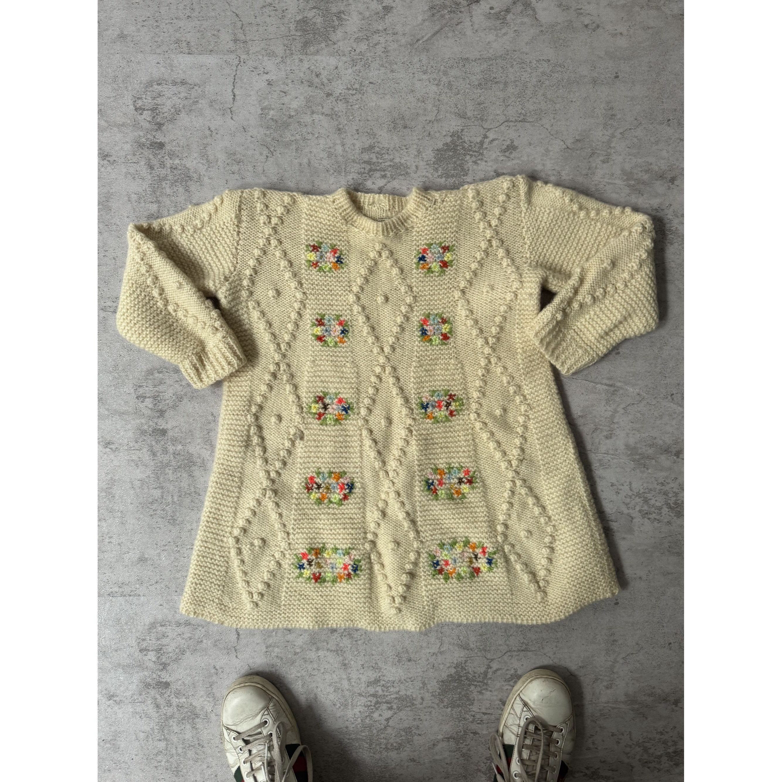 Other Vintage 80s Italian Wool Knit Flower Cable Sweater Size M / US 6-8 / IT 42-44 - 1 Thumbnail