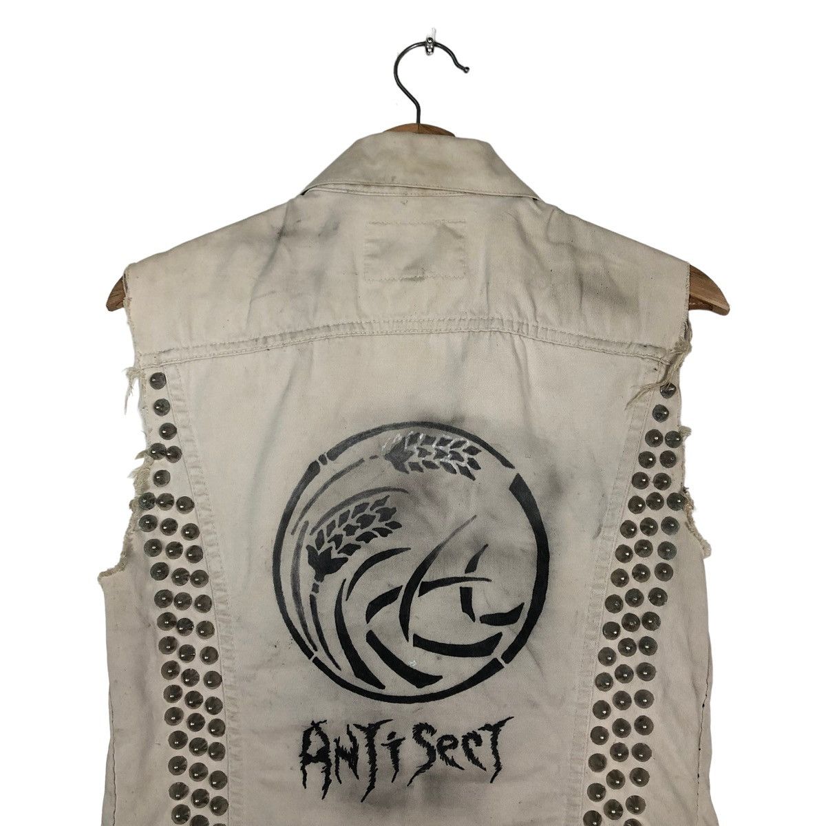 Japanese Brand 🔥VINTAGE TANK TOP CUSTOM LEVI’S BIKER BONDAGE PUNK STYLE Size US M / EU 48-50 / 2 - 9 Thumbnail