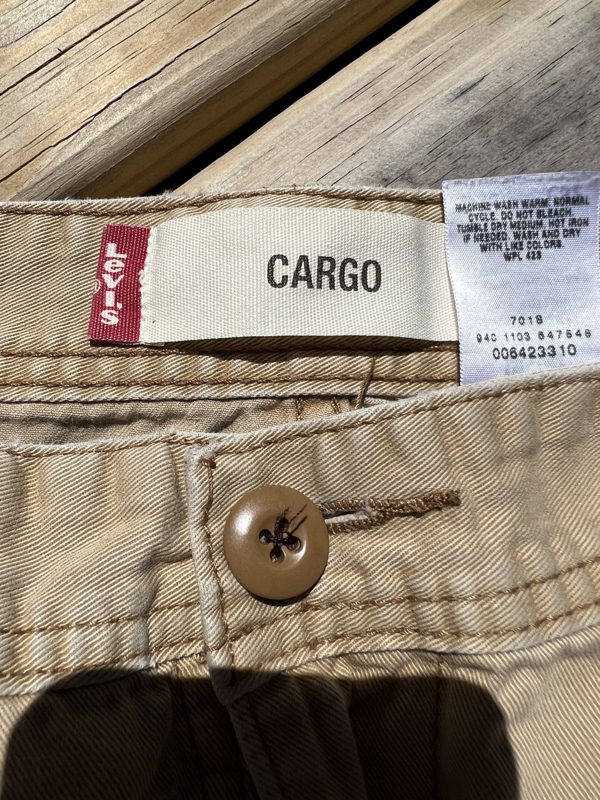 Levi's × Vintage Vintage Y2K Levi’s Baggy Cargo Khaki Pants Size US 38 / EU 54 - 5 Thumbnail