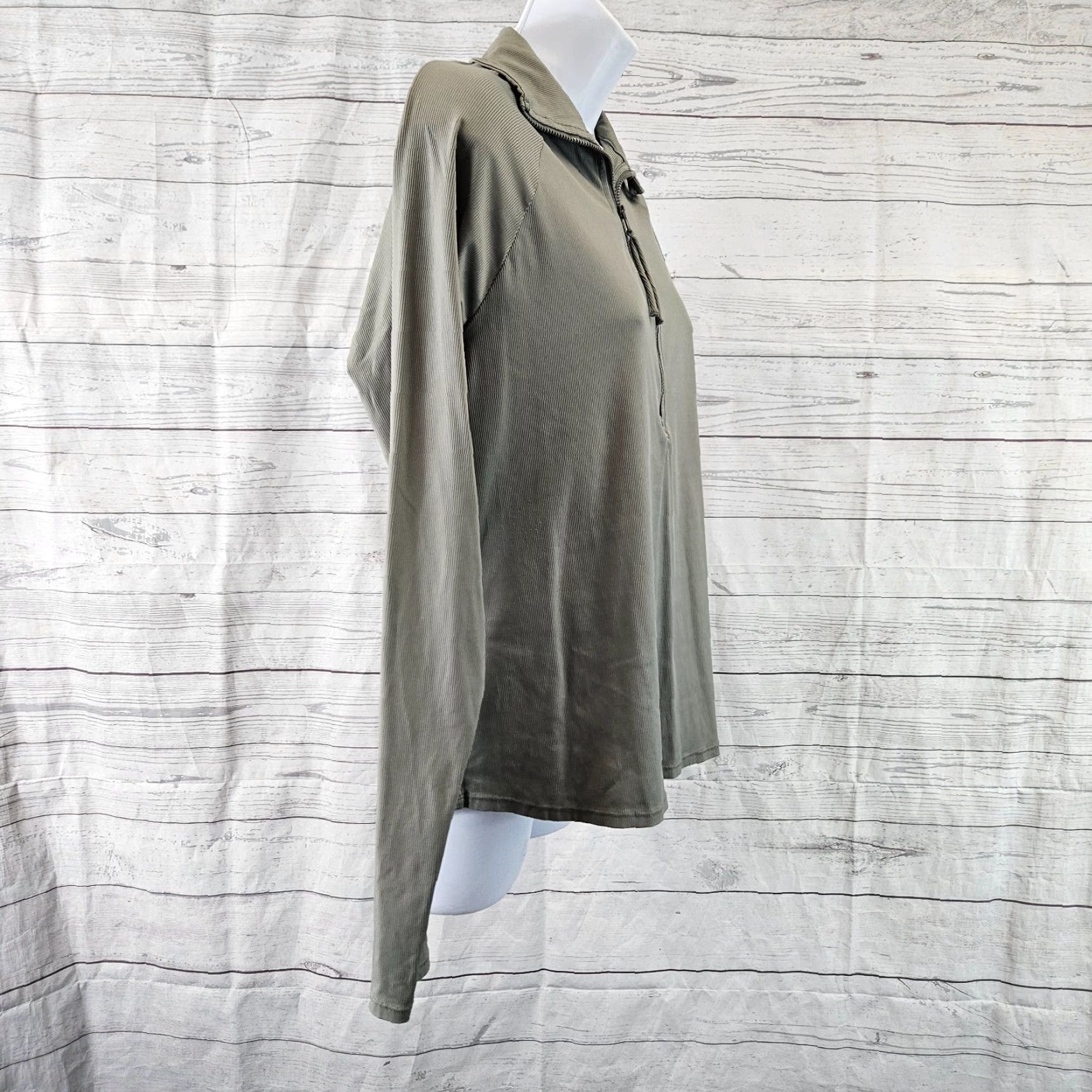 Vintage Carve Designs Womens Pullover 1/2 Zip Shirt M Olive Green Long Sleeve Casual Activewear Mens Womens Size M / US 6-8 / IT 42-44 - 3 Thumbnail