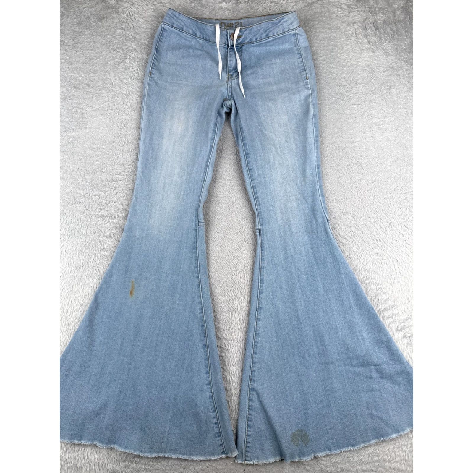 Vintage Wild Fable Jeans Juniors Blue Denim High Rise Flare 27x33 Regular 5-Pocket Cotton Blend 90s Womens Jeans Size 25" / US 0 / IT 36 - 2 Thumbnail