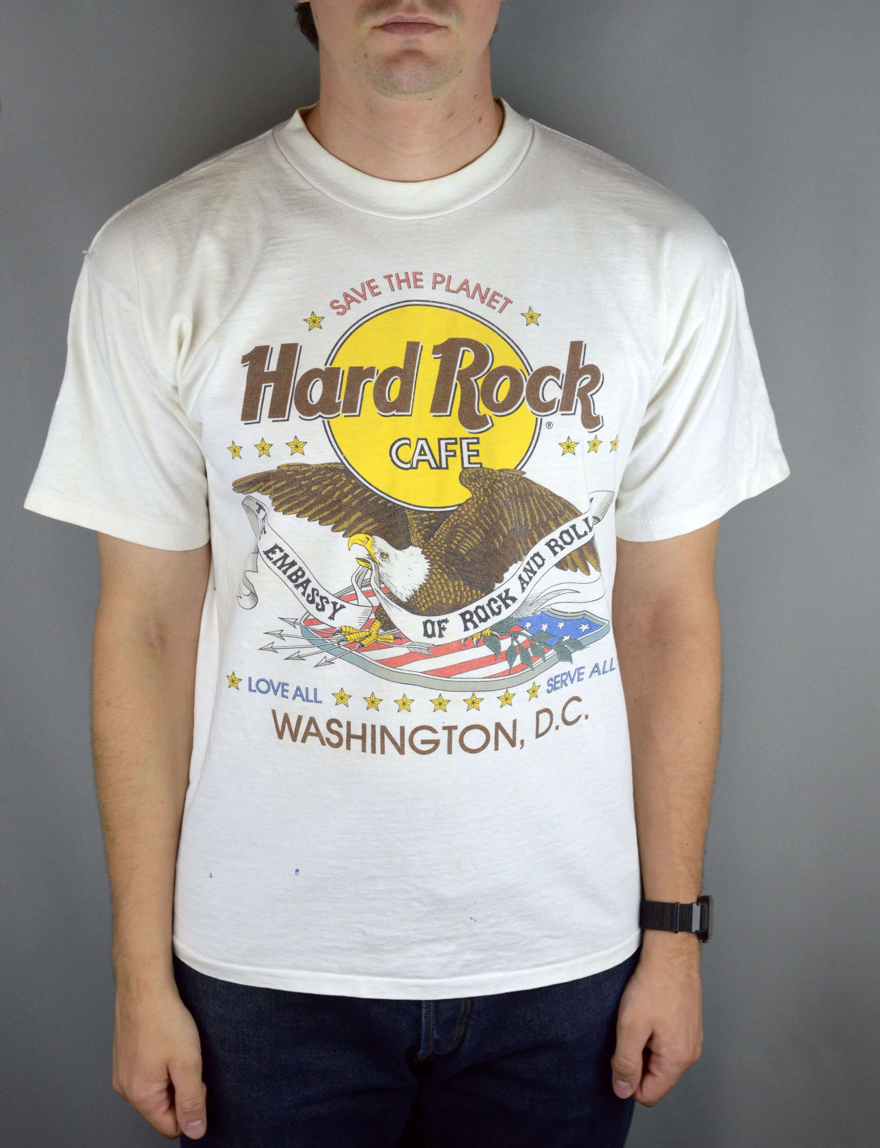 Vintage Vintage Hard Rock Cafe American Bald Eagle 90s t shirt Size US L / EU 52-54 / 3 - 1 Thumbnail